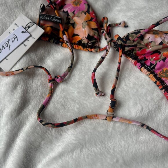 BNWT For Love & Lemons Vienna Floral Triangle Swim Top - Picture 8 of 8